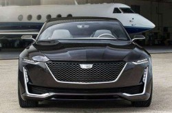 特斯拉表洋售价与国内比拟差多少钱及奥迪Q5e-tron价值正在差异地域有多大差别？，【买车趣】2025连云港车展奔跑试驾2月奔跑购车福利