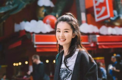 第章娱乐杨影,揭秘明星背后的娱乐风云