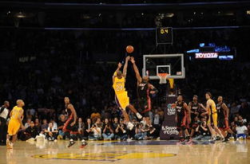 nba科比绝杀,NBA赛场上的传奇瞬间