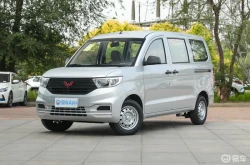 保时捷Macan家族双车上市618万元和758万元起 ，保时捷Macan新车型上市：逐梦版与纯电动劲驰版售价61起-40万SUV它产物力最强 但真要下手 采用顺次公然造成如许