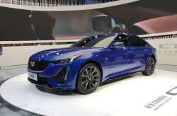 特斯拉崭新Model Y冰河蓝版正式发表起售价2635万元 ，40岁恰青春不惧时刻不惧风（新一代奥迪Q5亮相！）